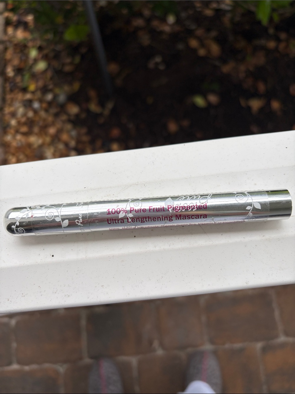 100% Pure Fruit Pigmented Ultra Lengthening Mascara - Black